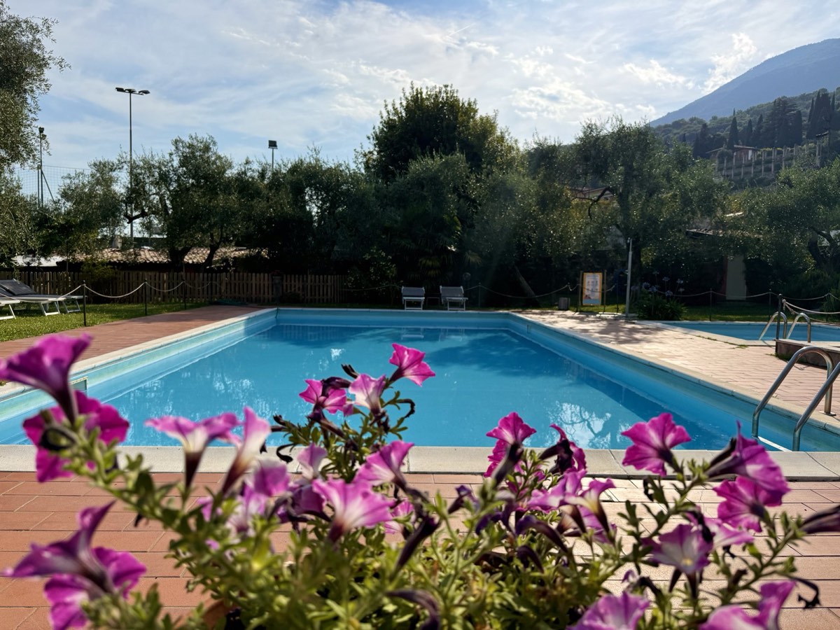 Piscina a Borgo Antico Apartments