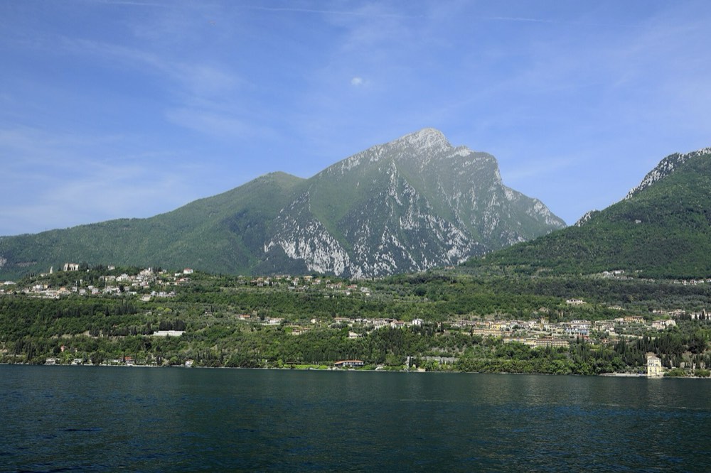 Monte Pizzocolo über dem Gardasee